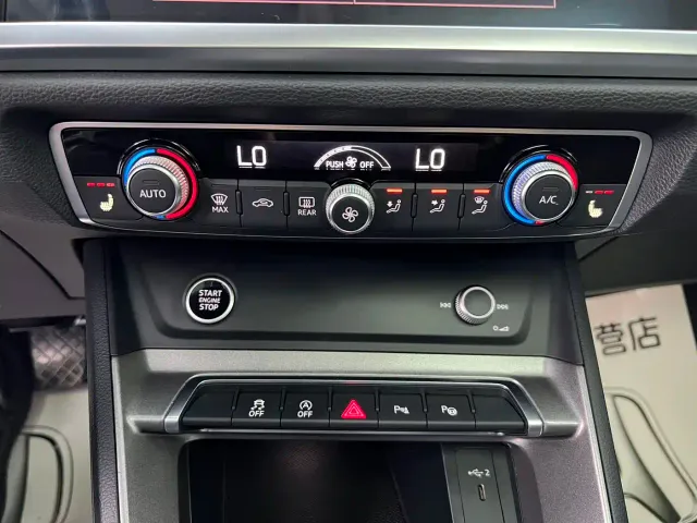 Audi Q3 — Фото автомобиля 15