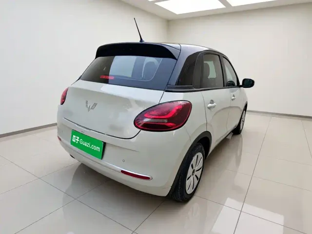 Wuling Bingo — Фото автомобиля 4