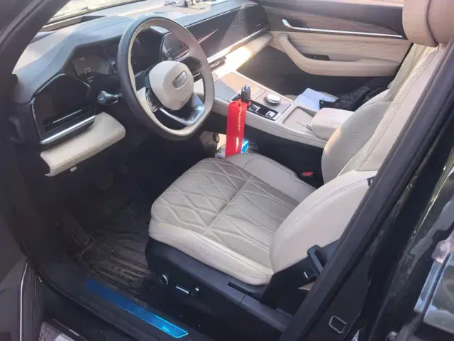 Geely Xingyue L — Фото автомобиля 9