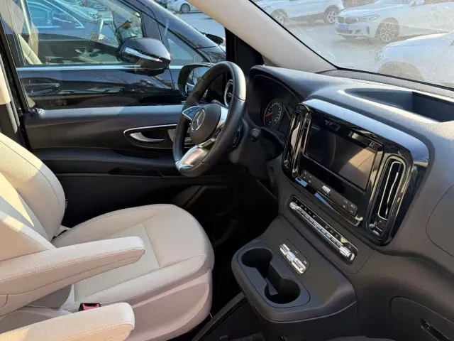Mercedes-Benz Vito — Фото автомобиля 9