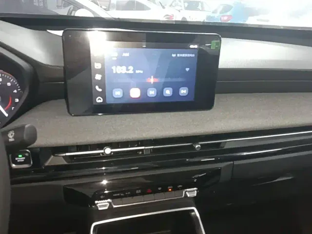 Wuling Xingchi — Фото автомобиля 12
