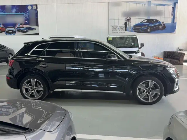 Audi Q5L — Фото автомобиля 7