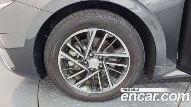 Hyundai Grandeur Новый Grandeur IG — Фото автомобиля 3