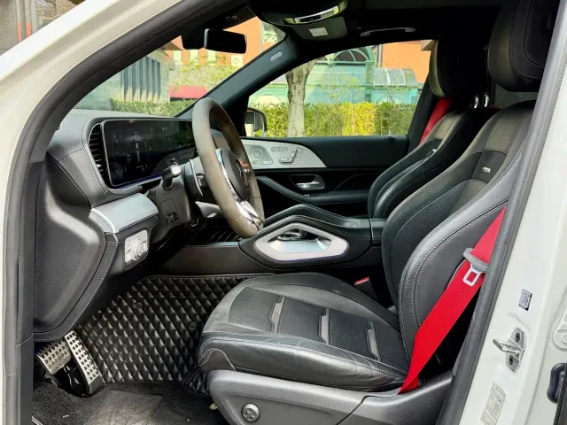 Mercedes-Benz GLE-Class AMG — Фото автомобиля 12