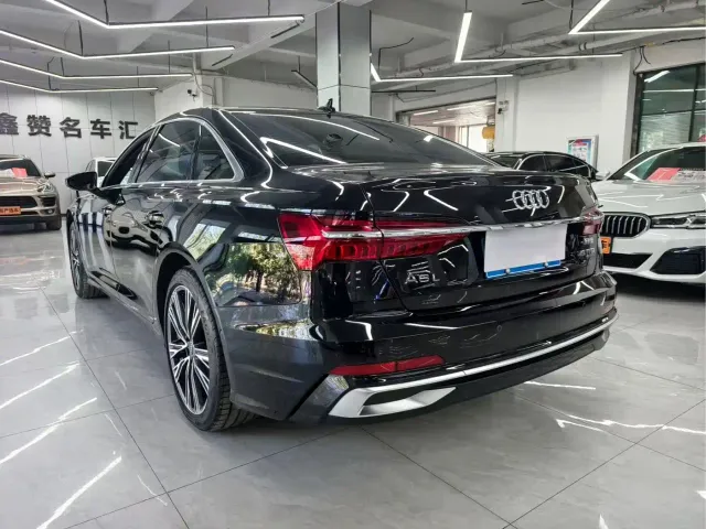 Audi A6L — Фото автомобиля 8