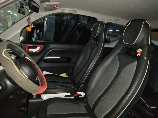 Wuling Hongguang Mini EV — Фото автомобиля 11