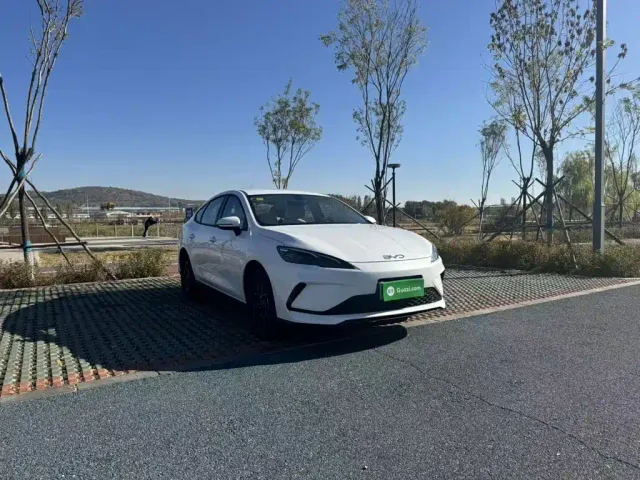 BYD Seal 05 DM-i — Фото автомобиля 3