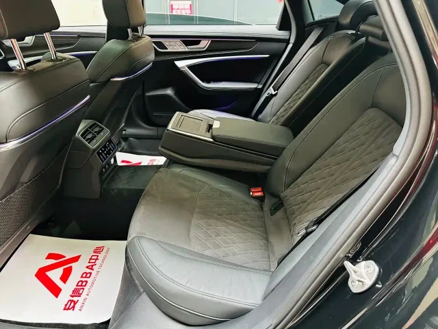 Audi A6L — Фото автомобиля 10