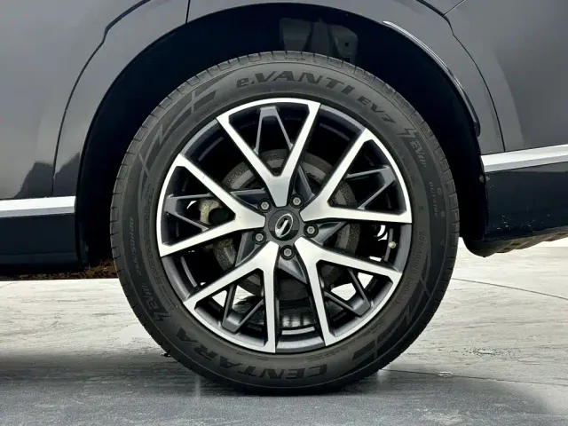 GAC Trumpchi GS8 — Фото автомобиля 26