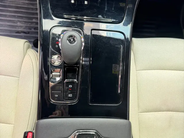 GAC Trumpchi M8 — Фото автомобиля 11