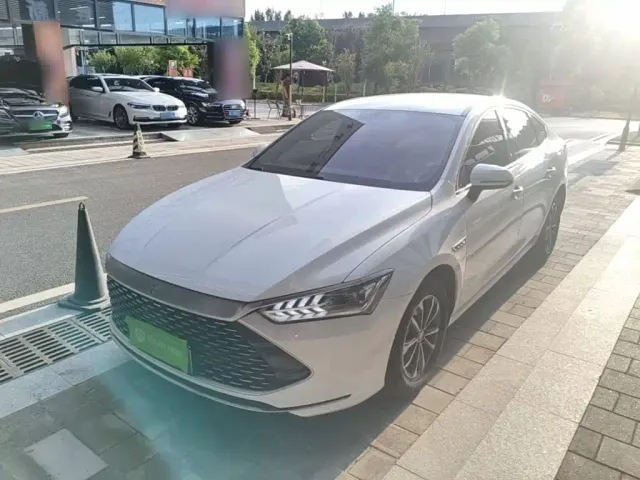 Фотография автомобиля — BYD Qin PLUS