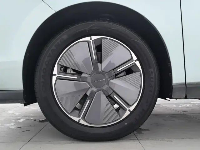 Maxus Dajia 7 — Фото автомобиля 17