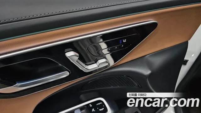 Mercedes-Benz E-Class W214 — Фото автомобиля 20