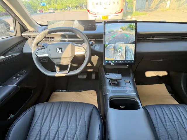 Changan Eado — Фото автомобиля 8