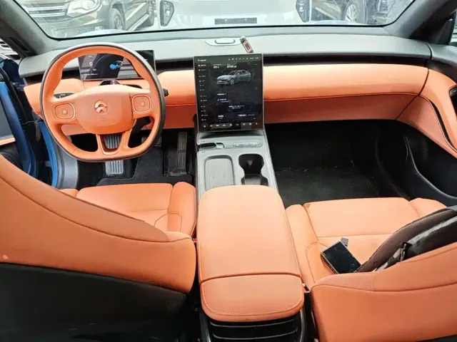 NIO NIO ET5 2022 100kWh — Фото автомобиля 5