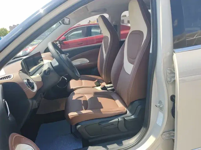 Wuling Bingo — Фото автомобиля 14