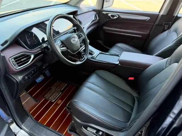 GAC Trumpchi M6 — Фото автомобиля 11