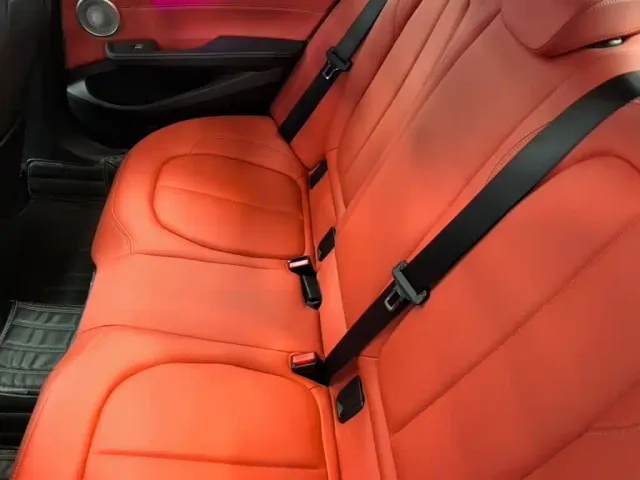 BMW 1 Series — Фото автомобиля 16