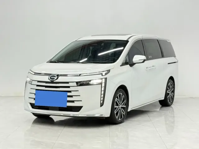 Фотография автомобиля — GAC Trumpchi E8