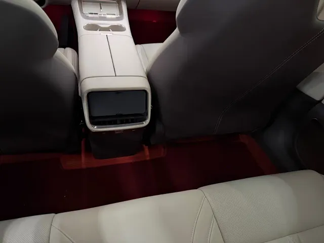 Xiaomi SU7 — Фото автомобиля 11