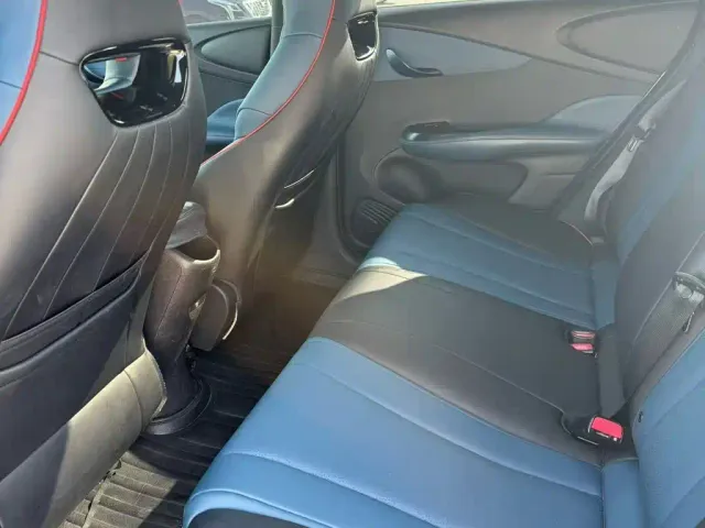 BYD Dolphin — Фото автомобиля 12
