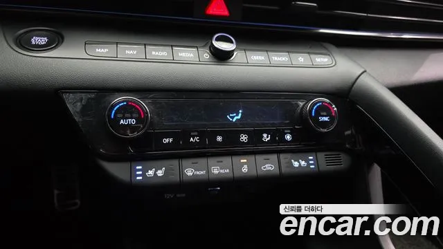 Hyundai Avante CN7 — Фото автомобиля 24