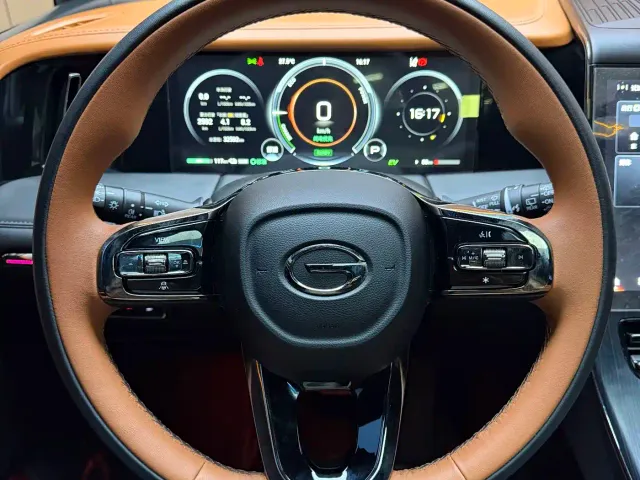 GAC Trumpchi E9 — Фото автомобиля 18