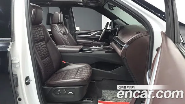 Cadillac Escalade Escalade 5 поколение — Фото автомобиля 11