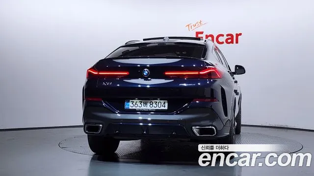 BMW X6 xDrive40i M Sport — Фото автомобиля 4