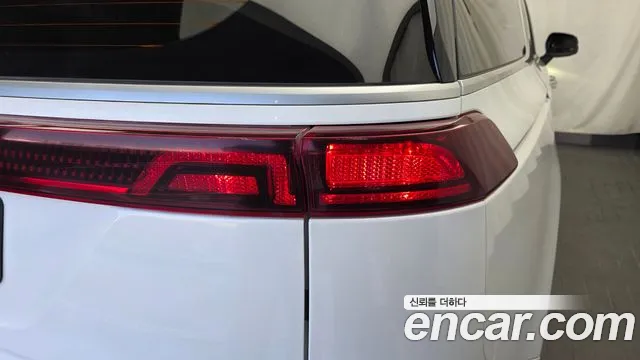 Kia Canival Carnival 4 поколение 9 мест Prestige — Фото автомобиля 21