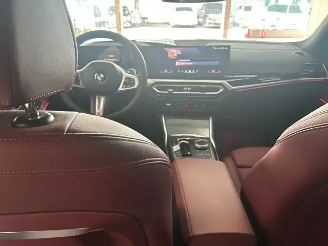 BMW 3 Series — Фото автомобиля 12