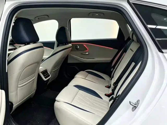 Chery Arrizo 8 — Фото автомобиля 4