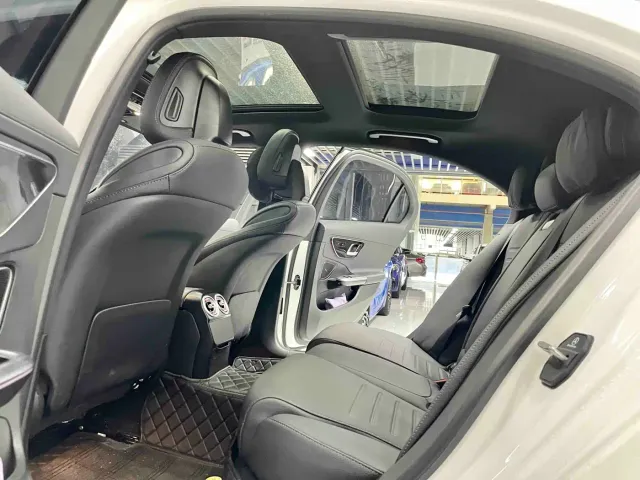 Mercedes-Benz C-Class — Фото автомобиля 7