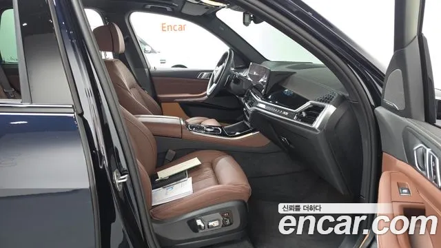 BMW X5 xDrive 40i M Sport — Фото автомобиля 21