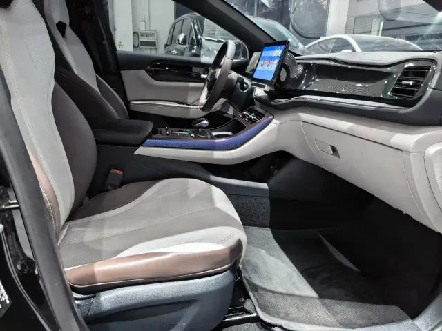 BYD Qin PLUS — Фото автомобиля 18