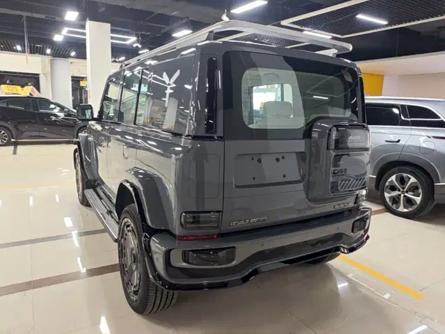 iCAR V23 — Фото автомобиля 4