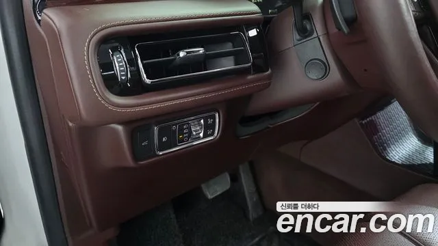 Lincoln Aviator 2nd Gen — Фото автомобиля 28