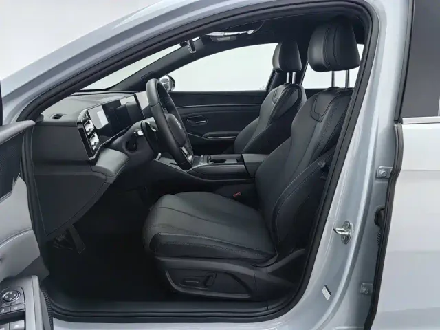 BYD Qin L — Фото автомобиля 10