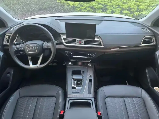 Audi Q5L — Фото автомобиля 7