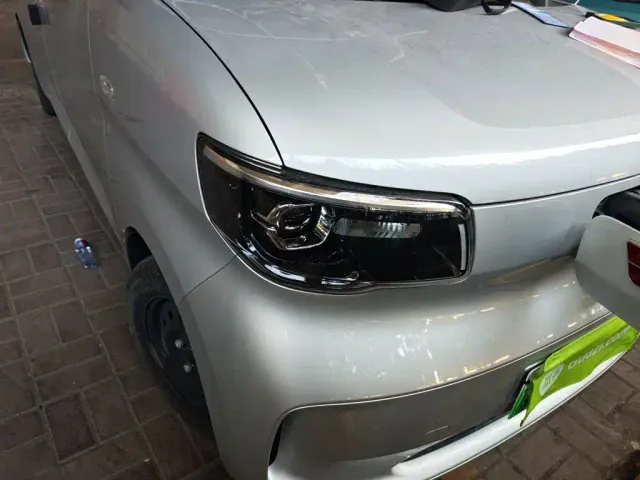 Wuling Zhiguang NEV — Фото автомобиля 7