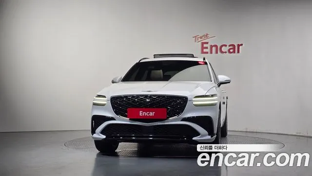 Genesis GV70 — Фото автомобиля 3