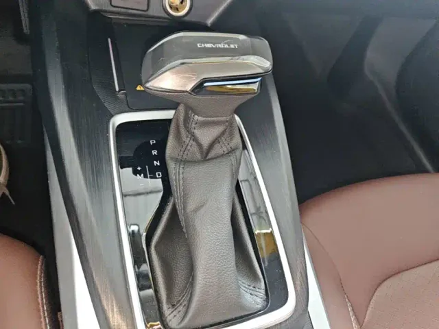 Chevrolet Monza — Фото автомобиля 13