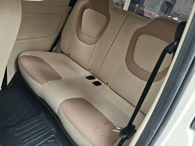 Wuling Hongguang Mini EV — Фото автомобиля 12