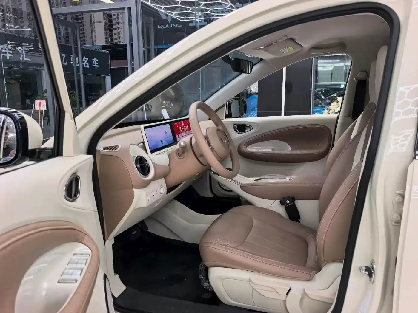 Wuling Motors Wuling Bingo 2025 Model 333km Smart Connect — Фото автомобиля 4