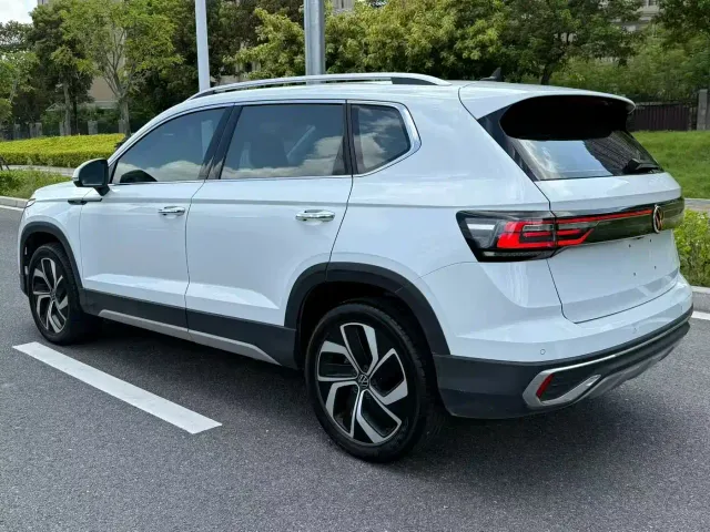 Volkswagen Tharu — Фото автомобиля 6