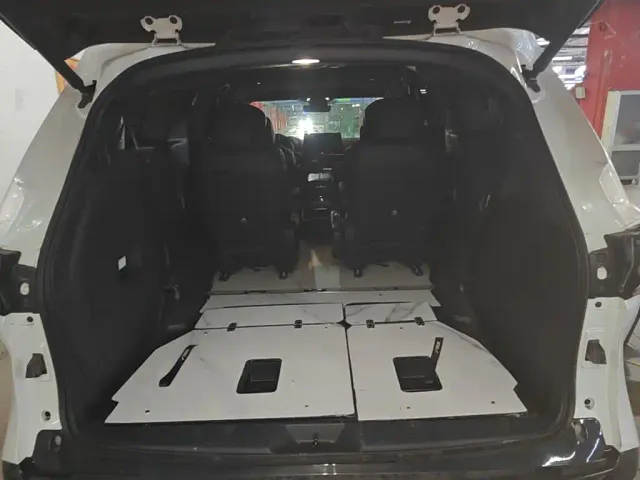 Toyota Sienna — Фото автомобиля 18