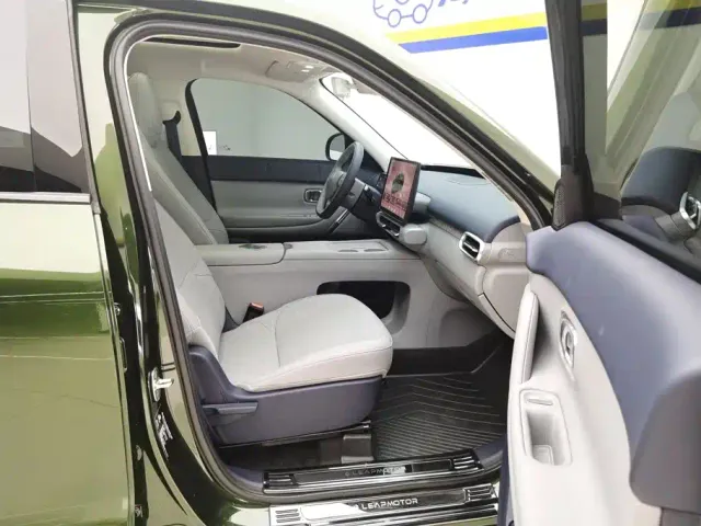 Leapmotor A10 — Фото автомобиля 8