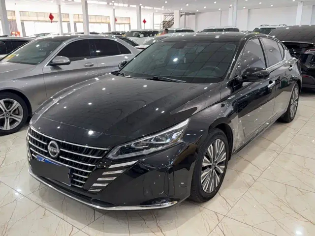 Nissan Teana — Фото автомобиля 7