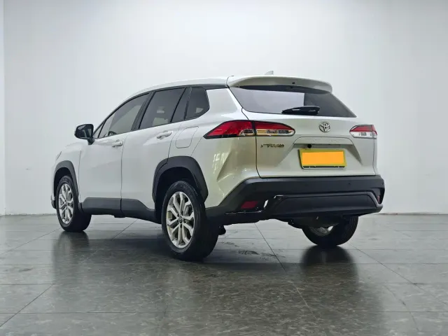 Toyota Frontlander — Фото автомобиля 4