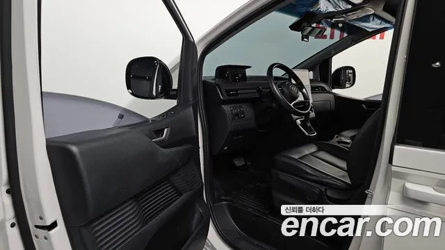 Hyundai Staria — Фото автомобиля 15
